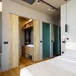ヴィラ Omma